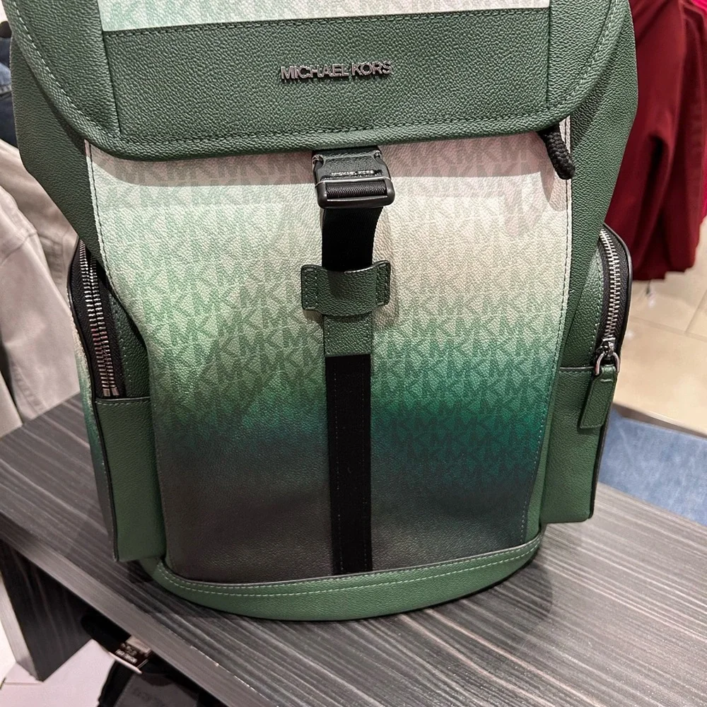 Men's Michael Kors dome Backpack cooper logo brown / green NWT - Picture 10 of 16